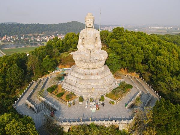 Chùa Phật Tích Bắc Ninh, điểm du lịch văn hóa và tâm linh.